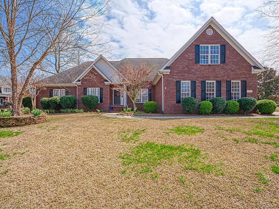 2701 Kentshire Circle