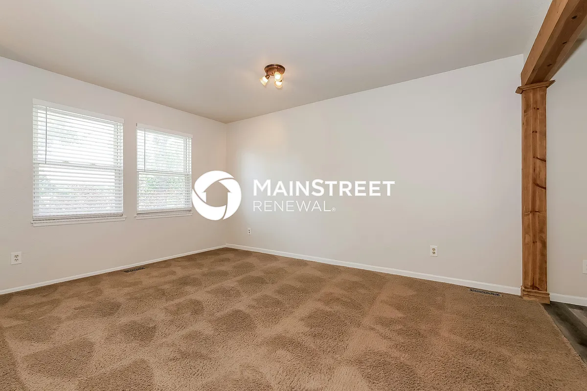 Living Room - 7320 Harry S Truman Dr