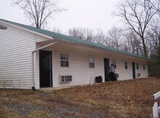 215 Lucy Ln, Pikeville, TN 37367