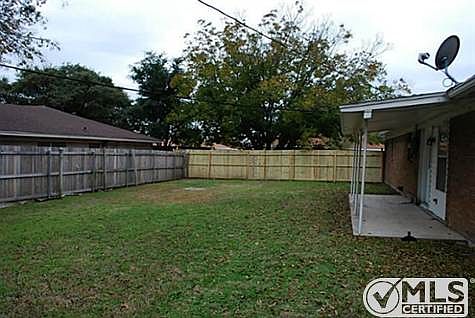 5th image of 1400 Meadowlark Dr