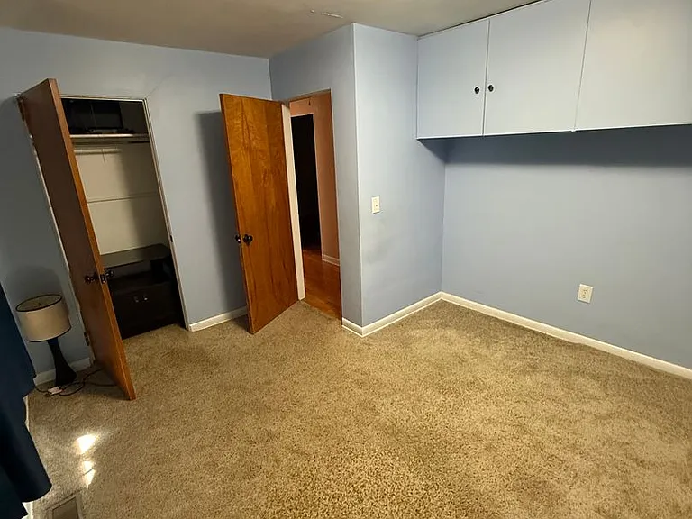 908 Churchill Cir — Photo 17