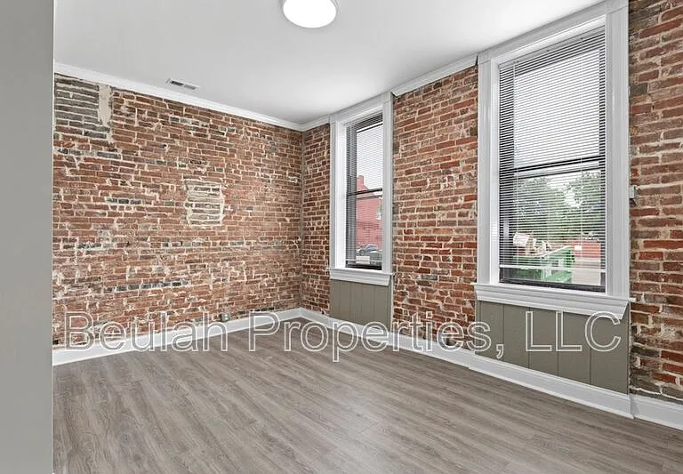 1200 Allen Ave #2R — Photo 10