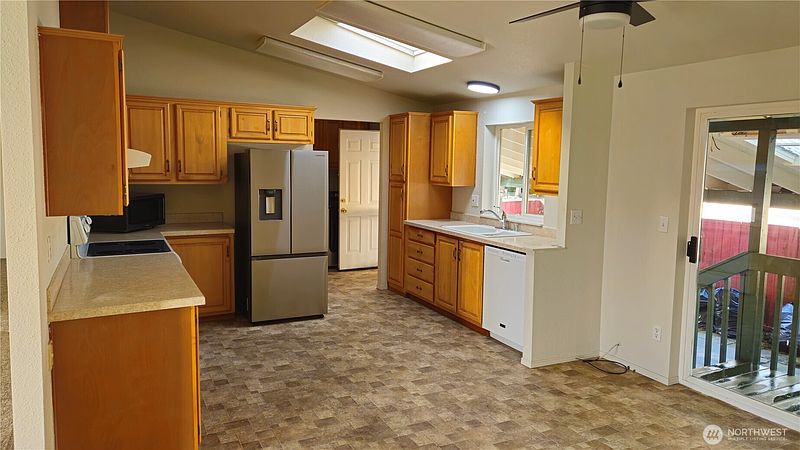 4th image of 5309 NE 75th Avenue