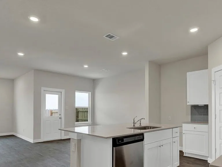 629 Jane Long Dr — Photo 4