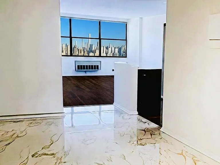 7002 Boulevard East #19C — Photo 6