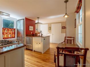 24 Hanover St, Portland, ME 04101