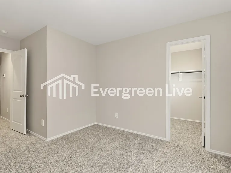 9909 Glen Brook Ln — Photo 10