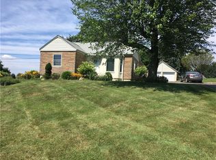 4446 Ellwood Rd, New Castle, PA 16101