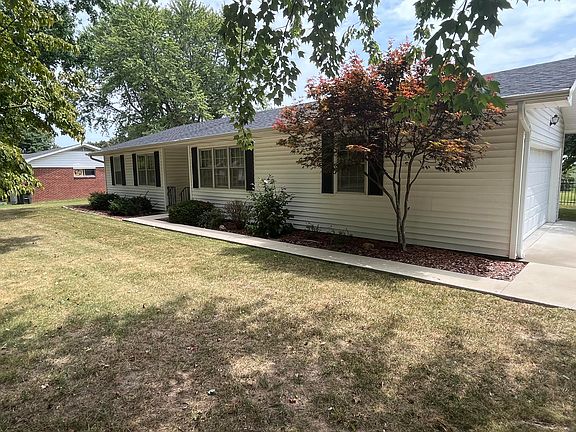 3rd image of 1220 Tyler Street