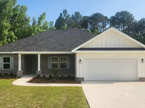 341 Shoal River Dr, Crestview, FL 32539