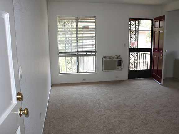 4th image of 660 S Glassell St APT 74