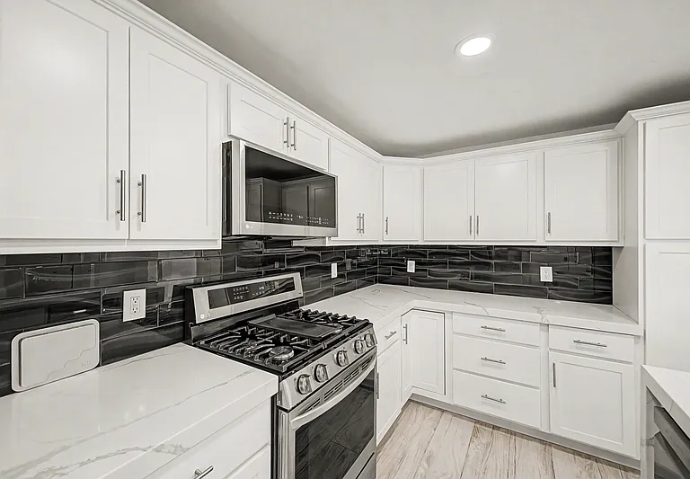3701 E Ludlow Dr — Photo 27