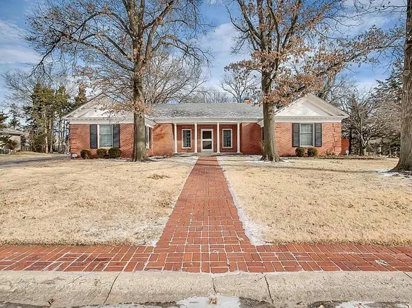 8200 E Tipperary St, Wichita, KS 67206