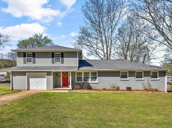 713 Stanhope Dr NE, Huntsville, AL 35801