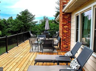 51 Winesap Ct, Linden, VA 22642