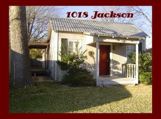 1018 Jackson St, Columbus, TX 78934