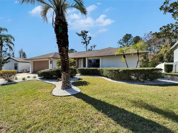 3907 Kristin Pl, Valrico, FL 33596