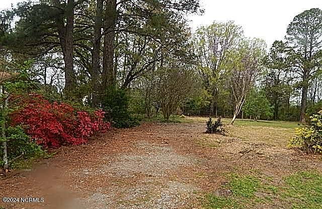 1st image of 420 Croom Drive