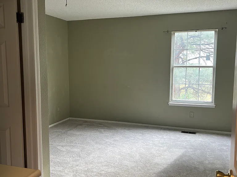 3147 S Estes St — Photo 11