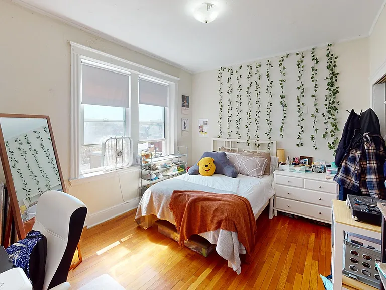 1681-1683 Commonwealth Ave Properties — Photo 149