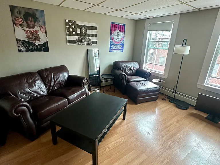 18 Mitchell St #2 — Photo 7