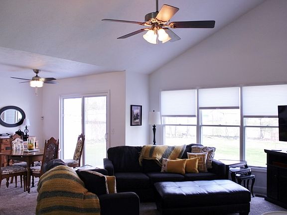 5th image of 30009 Sugar Pine Dr