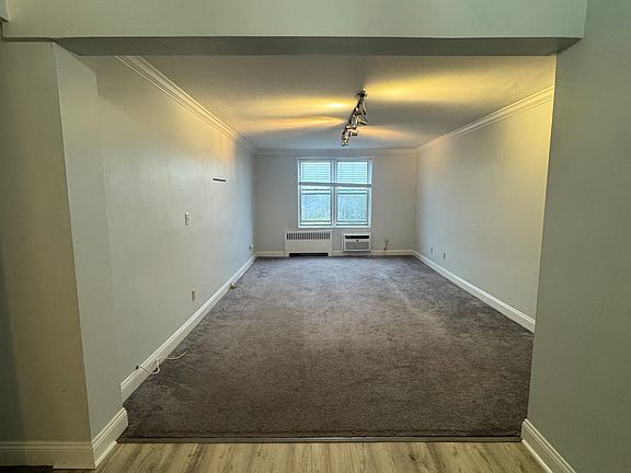 3rd image of 45 Maple St APT 4A