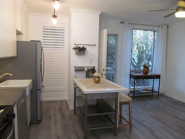 55 Navy Street — Photo 2