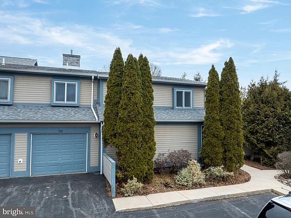 2nd image of 716 Tussey Ln