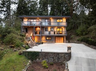 10920 Inwood Rd, North Saanich, BC V8L5H9