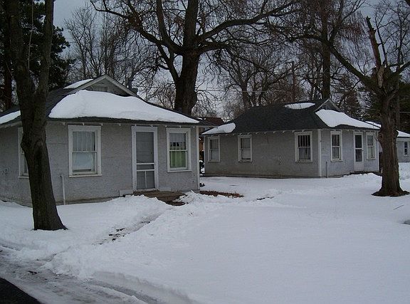 4th image of 41715 N Lotus Ave