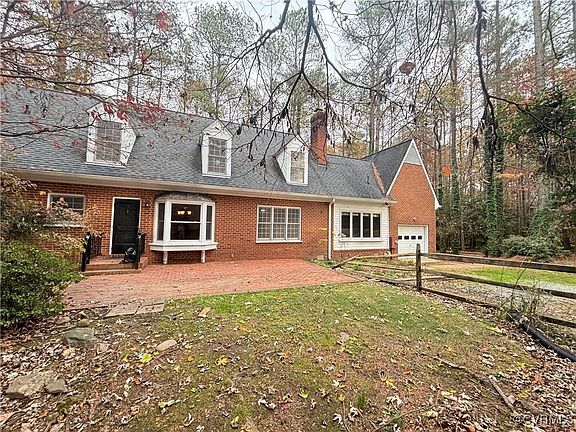 4th image of 8059 Glenbrook Dr