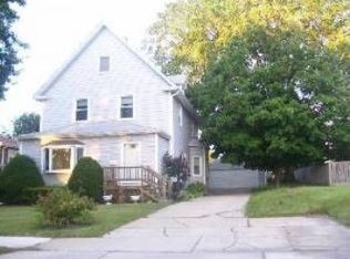 963 S Iowa Ave, Addison, IL 60101