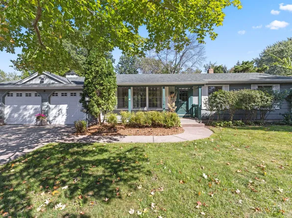 3990 Hazel St, Saint Paul, MN 55110