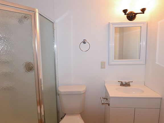 5th image of 1100 W Johanna St