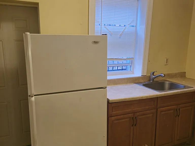 6056 Market St #2 — Photo 16