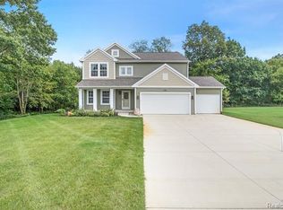 5587 Brilliant Cir, Howell, MI 48855