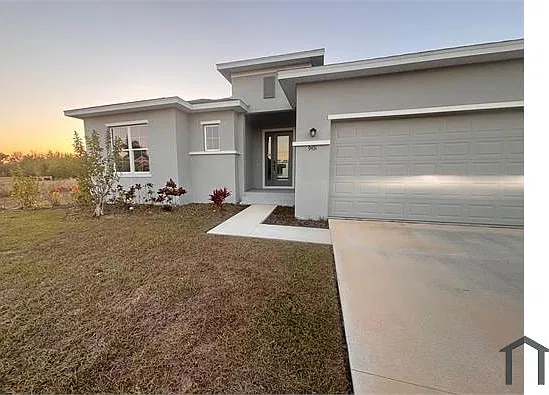3 bed, $3,000 — Photo 1