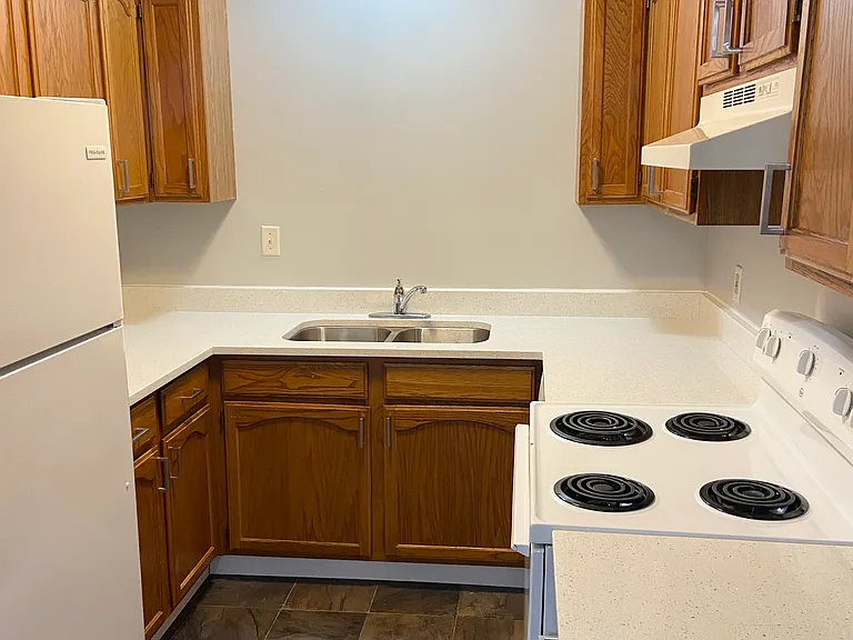 405 Lamore Ln #2 — Photo 7