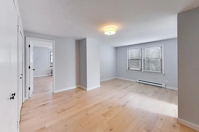 4219 N Albany Ave #2 — Photo 24
