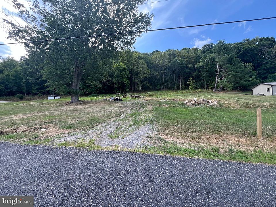 2nd image of 14415 Hazen Rd NE