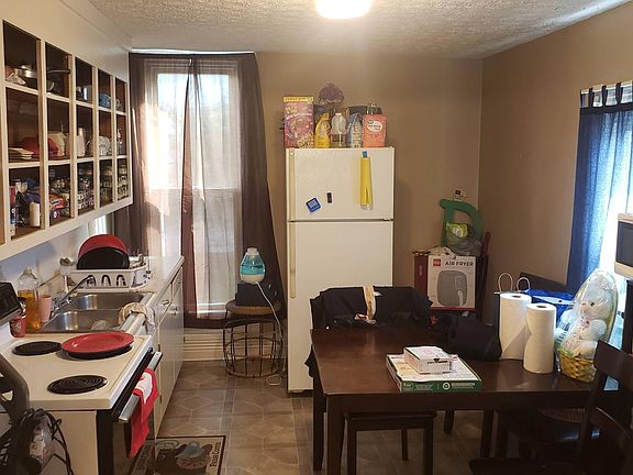 3rd image of 1238 Indianola St APT 1