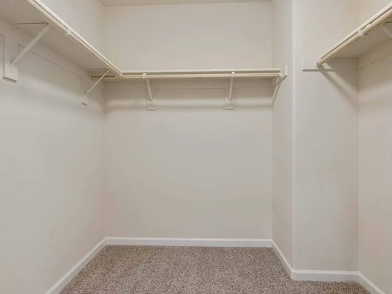 749 Ephesus Ave — Photo 22