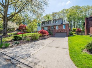 1620 Duchess Ln, Pittsburgh, PA 15236