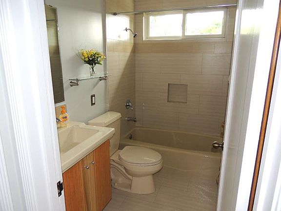 5th image of 1515 Newhall St