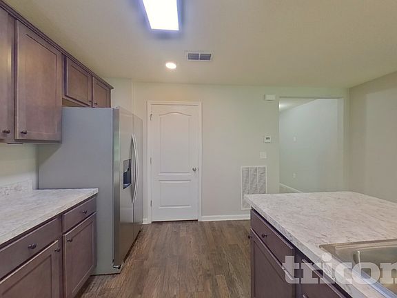 5th image of 2330 Sea Palm Ave