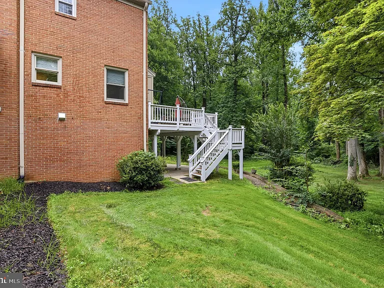 7715 Crossover Dr — Photo 79