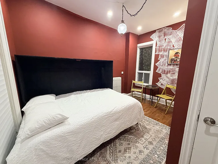 1294 Queen St W #A — Photo 10