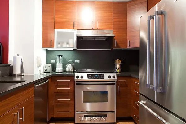 Rented by Town Residential | media 4
