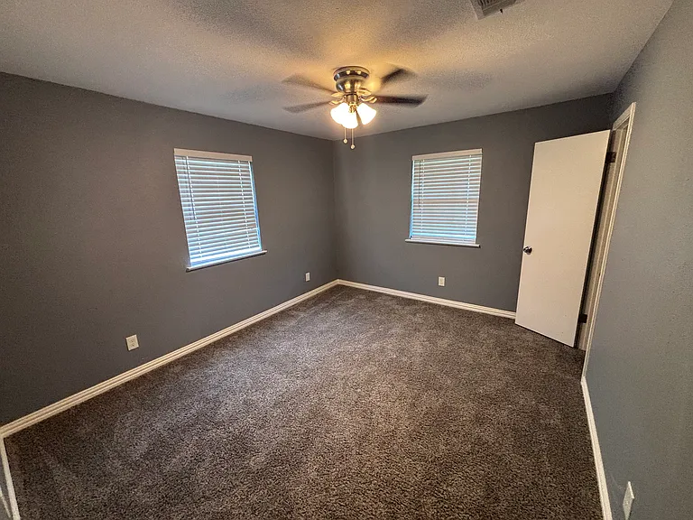 2533 Branch Creek Rd — Photo 6